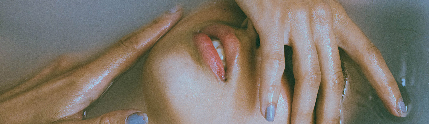 6 Effective Tips For Glowing Skin That We Swear By