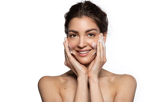 Facewash or Soap? Let’s see how facial cleansing is done the right way