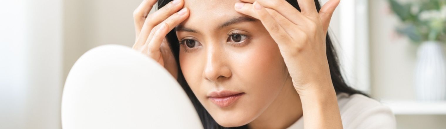 Dry Skin VS Dehydrated Skin: What’s The Difference & Why Does It Matter?